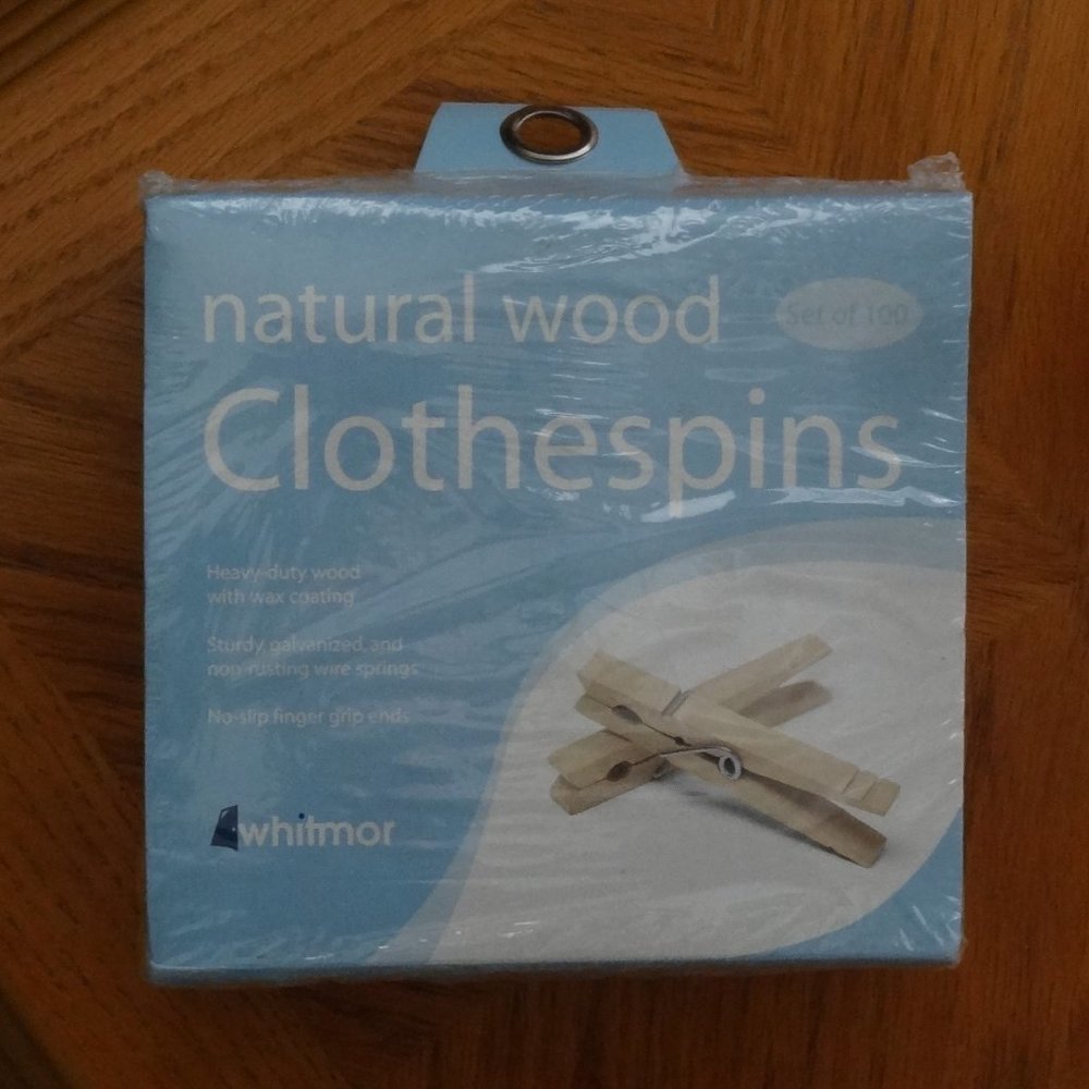 Whitmor ~ 100 Clothespins ~ Natural Wood ~ NEW / Sealed